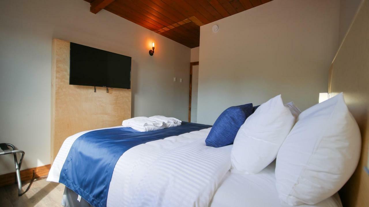 Hostellerie Baie Bleue Carleton-sur-Mer Exterior foto